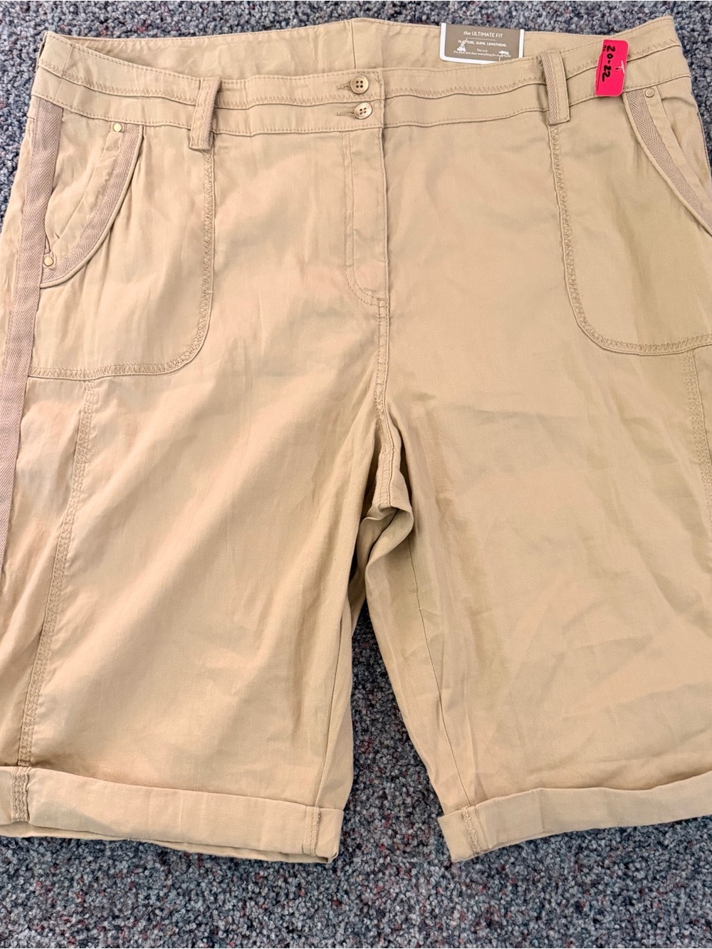 Chico's Light Khaki Bermuda Shorts with Roll Hem Size 4 (42 waist size)
